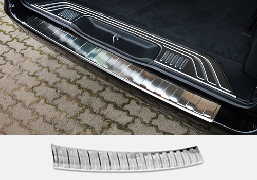 W447/Vクラス用バンパープロテクター（ブラッシュ）